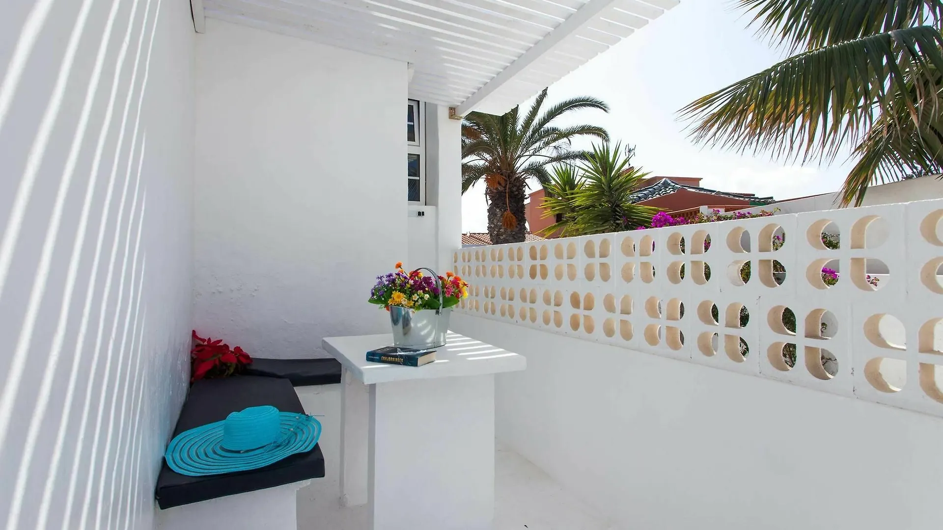 Villa Estudios Corralejo Center